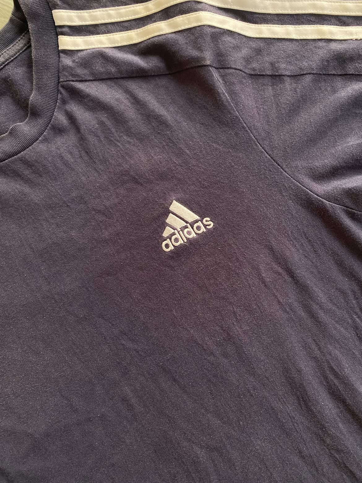 Tees Adidas navy stripe